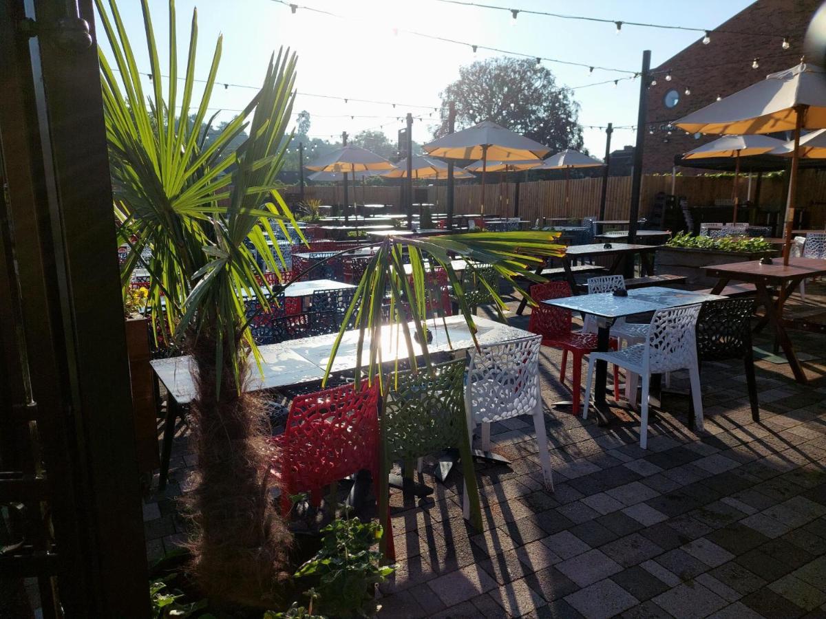 בודלי George Hotel Wetherspoon מראה חיצוני תמונה